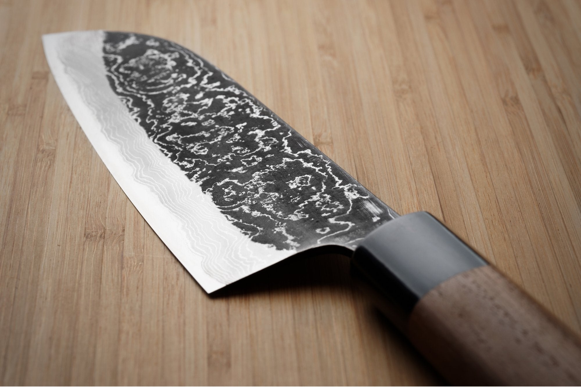 The advantage of Damascus steel as a knife - Best Damascus Chef's